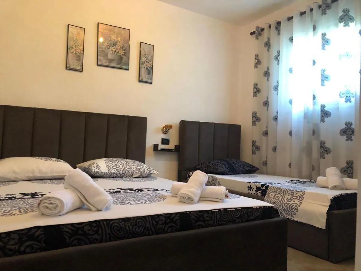 Fati Guest House Durres Albania