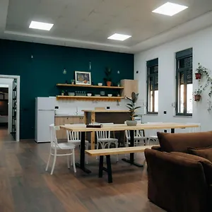 The Maze Hostal Tirana